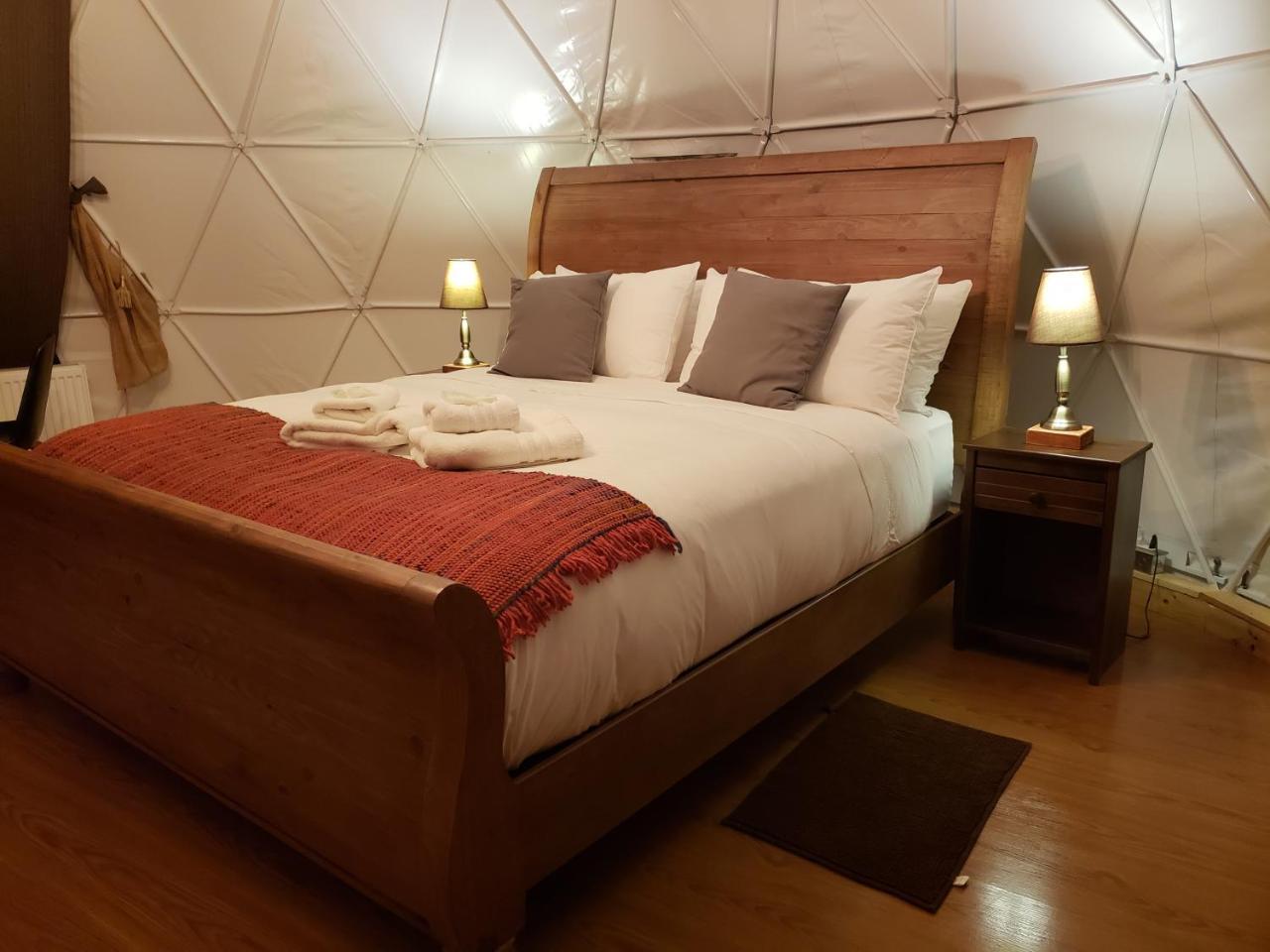 Villa Garden Domes à Puerto Natales Extérieur photo